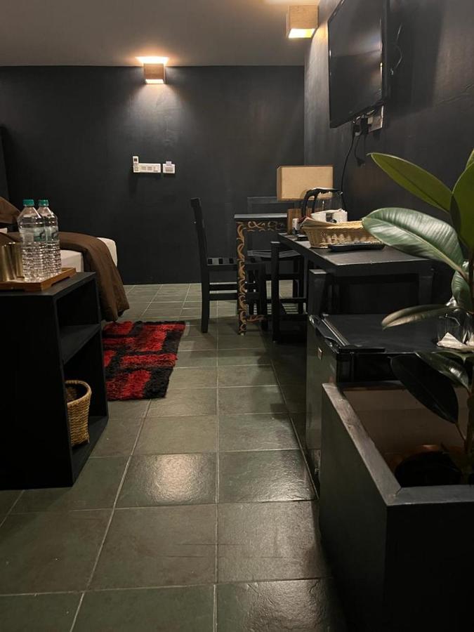 Gusto Accommodation Pokhara Luaran gambar