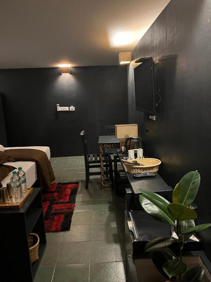 Gusto Accommodation Pokhara Luaran gambar