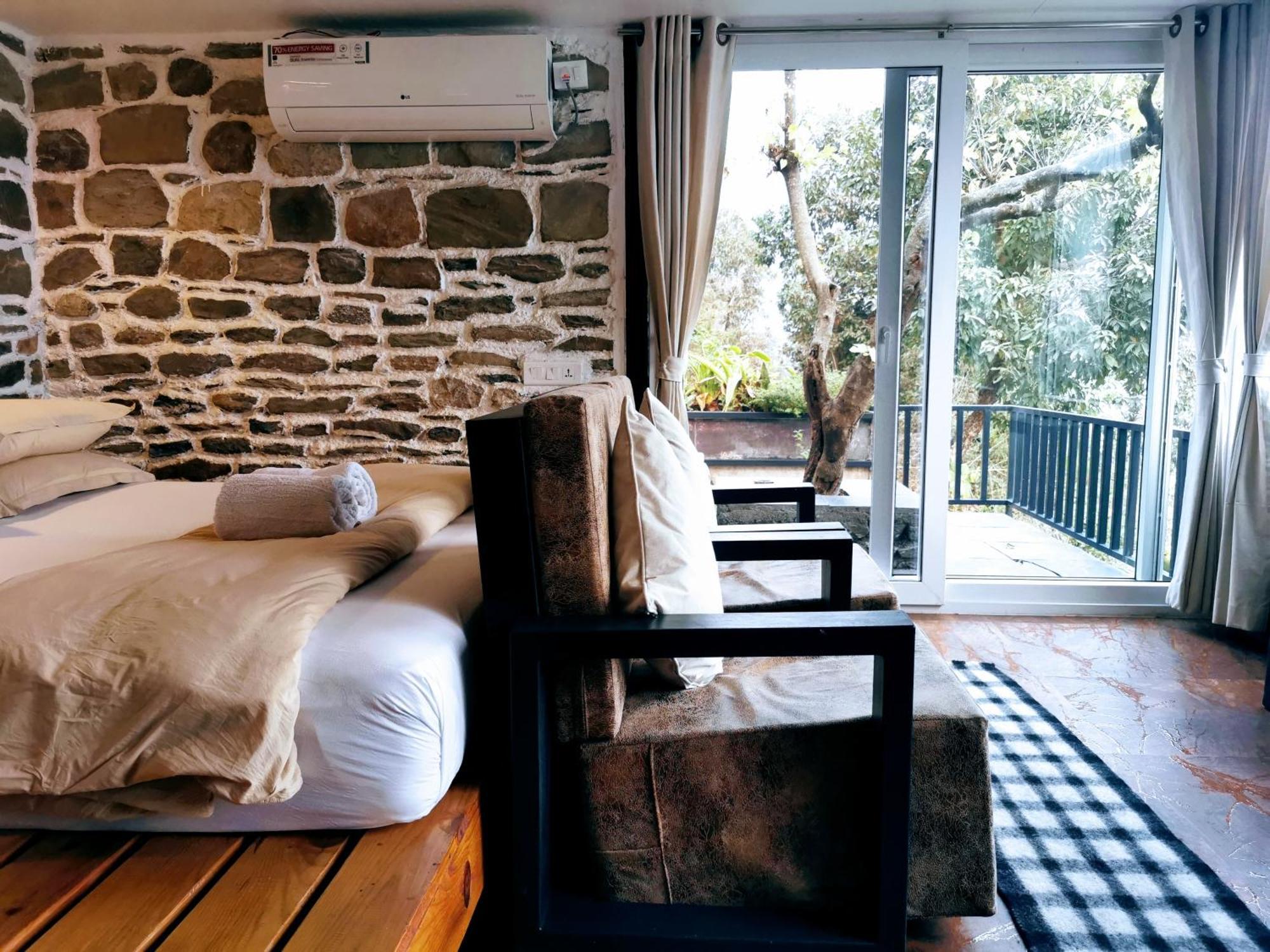 Gusto Accommodation Pokhara Luaran gambar