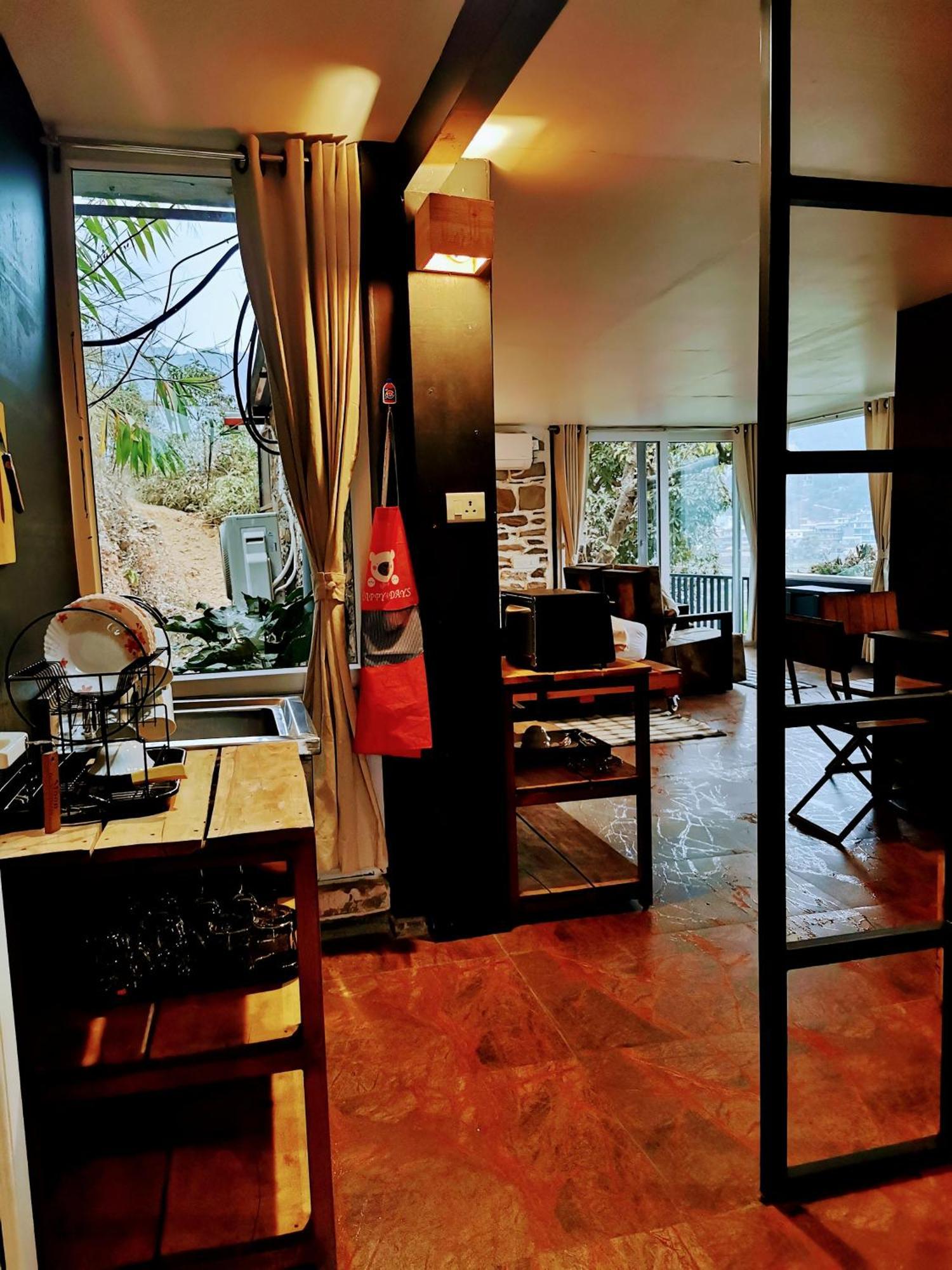 Gusto Accommodation Pokhara Luaran gambar