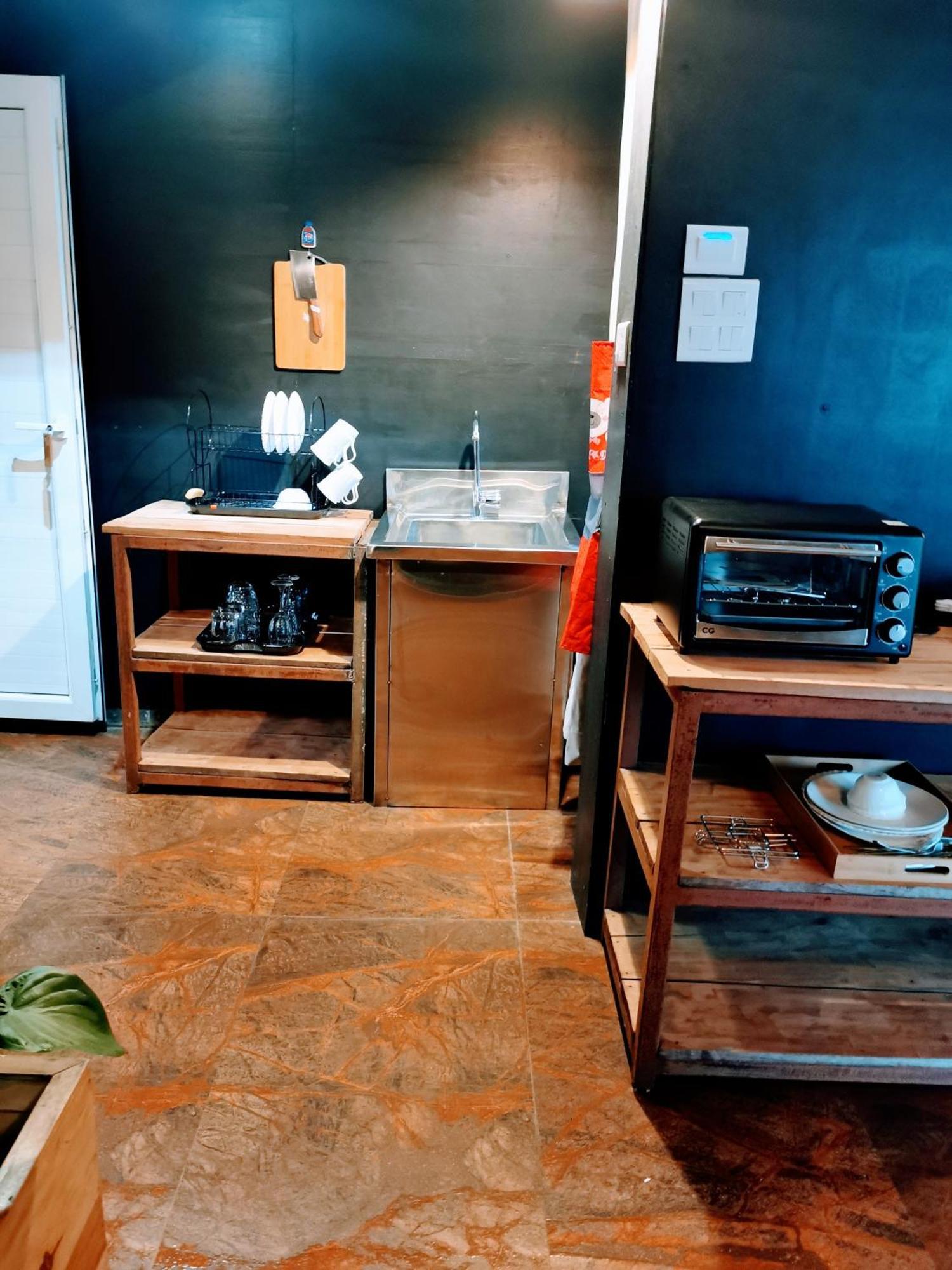 Gusto Accommodation Pokhara Luaran gambar