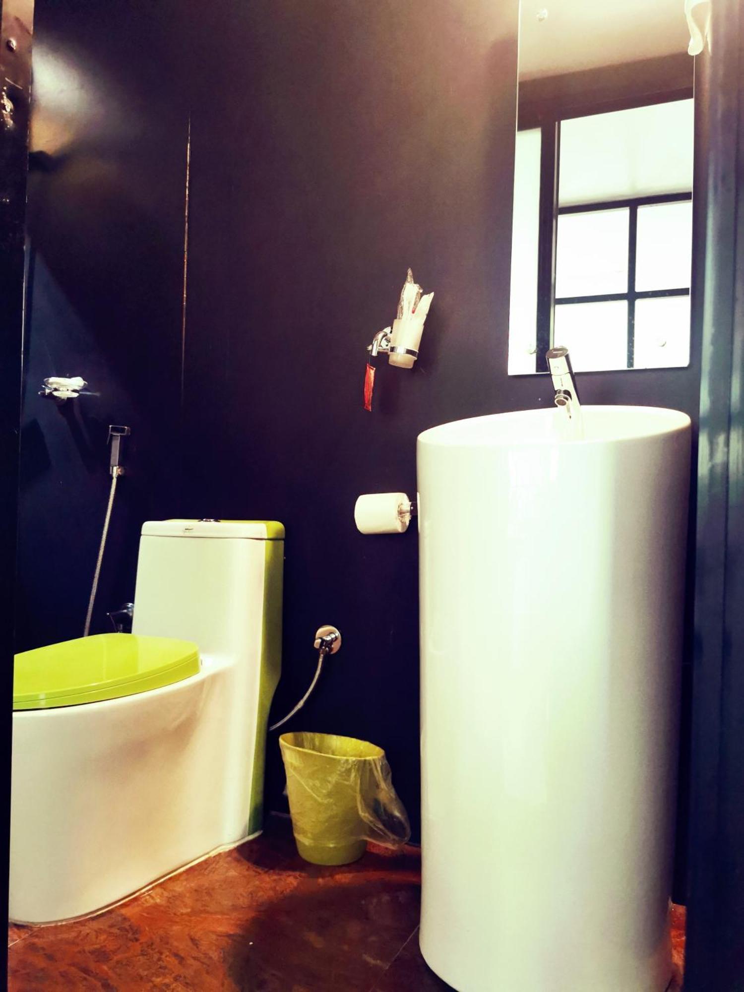 Gusto Accommodation Pokhara Luaran gambar