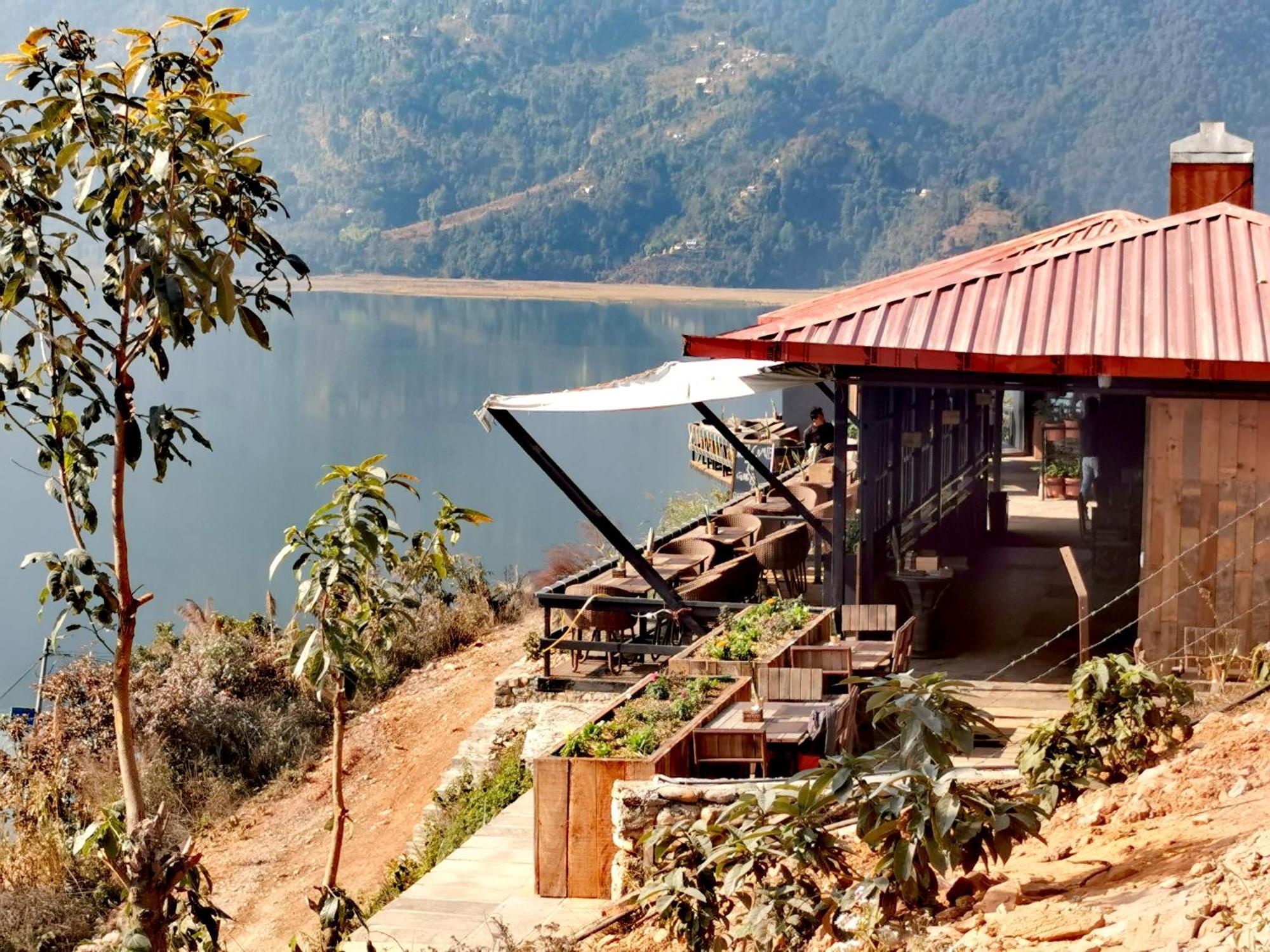 Gusto Accommodation Pokhara Luaran gambar